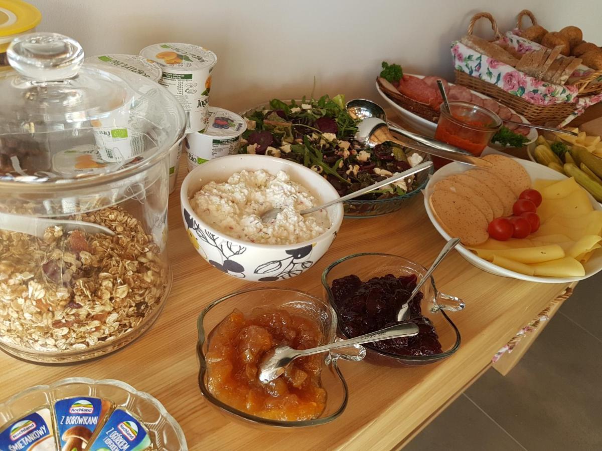 Wypoczynek Pod Lipami Bed & Breakfast Ruciane-Nida Ngoại thất bức ảnh